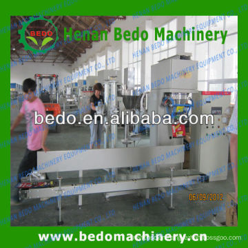 2013 The most popular Bedo brand Biomass pellet bagging machine 008613253417552